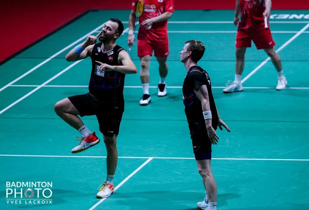 爱游戏下载-法国队横扫丹麦队，辛杜统治全场